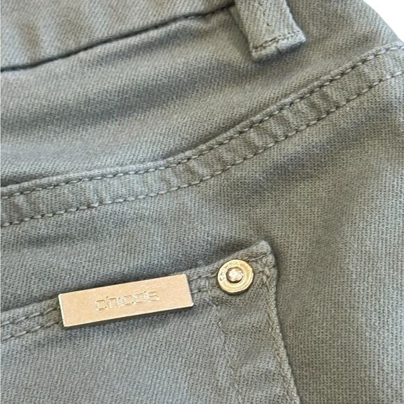 CHICO’s Green roll cuff stretch shorts Size 3 /18 - Picture 5 of 10